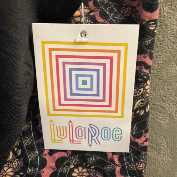 Women’s, brand new, LuLaRoe top. Size XL. - Picture 3 of 8